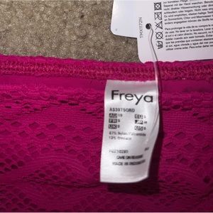 BRAND NWT Freya Pink Bikini Bottoms size S